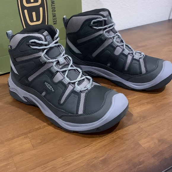 NIB Men’s KEEN Circadia Mid Waterproof Hiking Boots Sz 9.5 - Picture 7 of 16